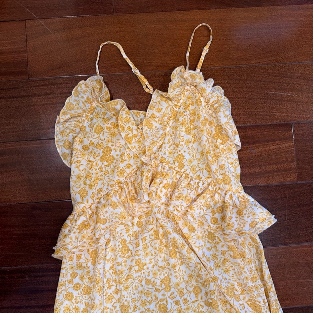Old Navy Yellow Floral Dress - Picture 3 of 7